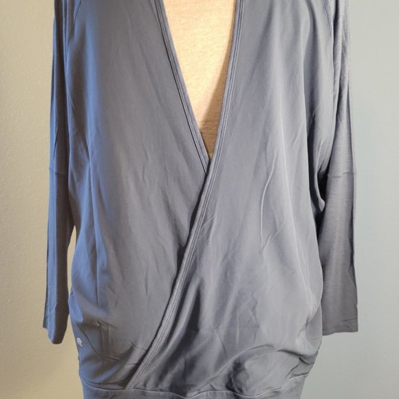 C9 BY CHAMPION Long Sleeve Open Back Training Shirt || BLUE - Picture 5 of 10